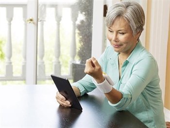 Elektroninis, riešinis kraujospūdžio matuoklis "iHEALT Sense BP7" - Image 3