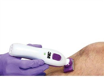 3 M CHIRURGINĖS KIRPIMO MAŠINĖLĖS RINKINYS (KIRPIMO MAŠINĖLĖ + ĮKROVIKLIS) - 9667L-E - Image 5